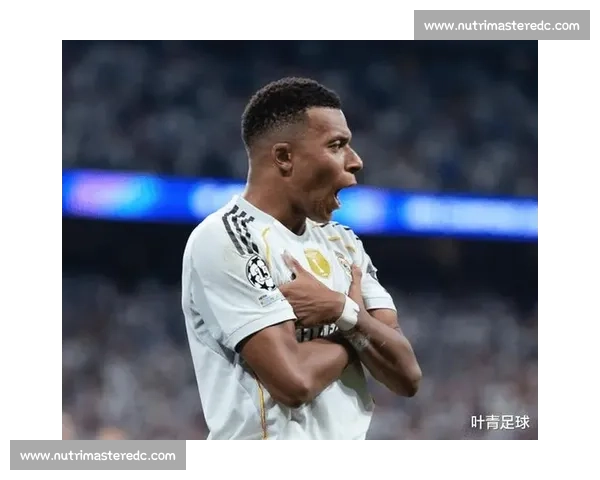 姆巴佩 8 战巴萨独造 12 球:无解杀手与胜负谜题 姆巴佩 8 战巴萨独造 12 球:无解杀手与胜负谜题